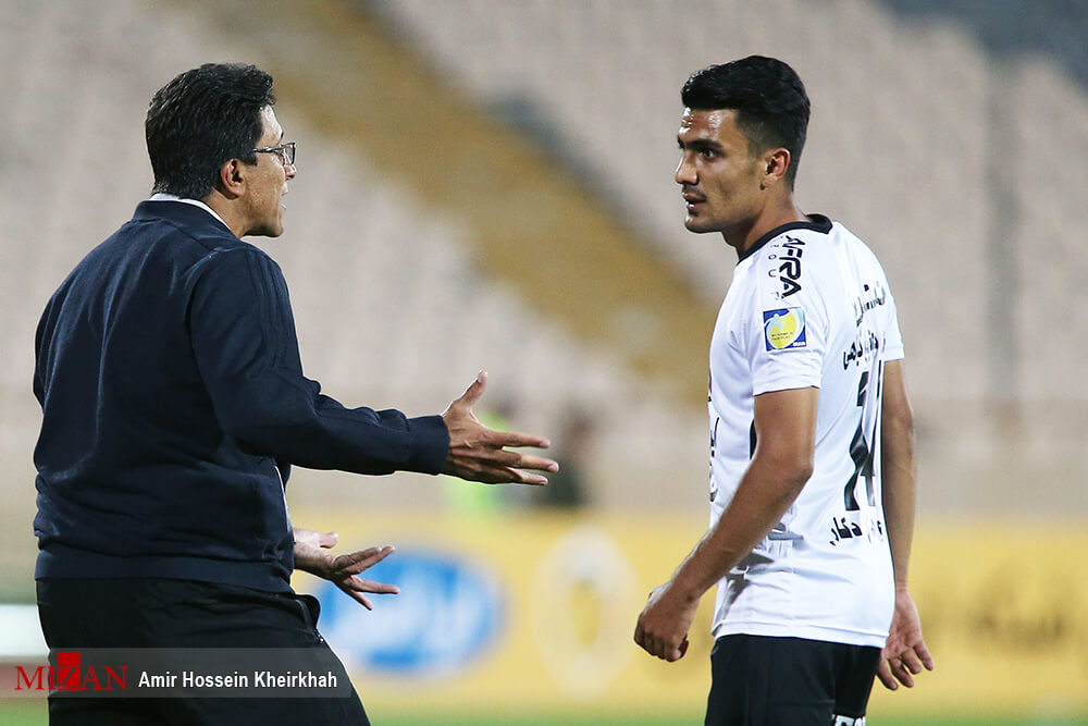 عکس های دیدار تیم های استقلال تهران و صبای قم,تصاویر دیدار تیم های استقلال تهران و صبای قم در ورزشگاه آزادی,دیدار تیم های استقلال تهران و صبای قم