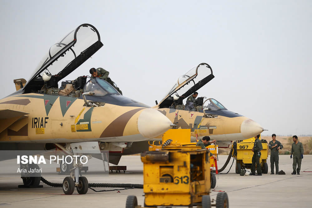 عکس های پرواز جنگنده‌های نیروی هوایی در روز ارتش,تصاویر پرواز جنگنده‌های نیروی هوایی در روز ارتش در اصفهان,پرواز جنگنده‌های نیروی هوایی در روز ارتش