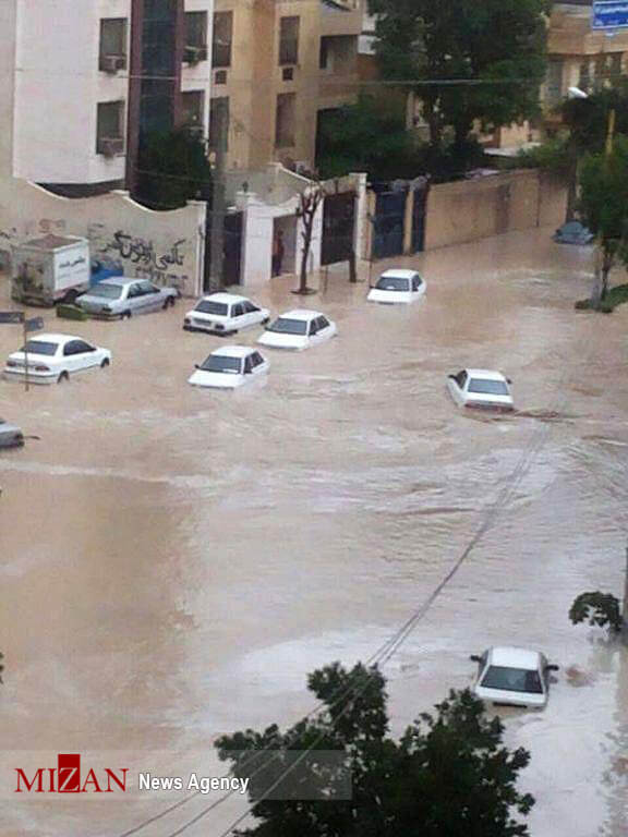 عکس های جاری شدن سیلاب در بوشهر, تصاویر جاری شدن سیلاب در بوشهر, عکس های سیل در بوشهر