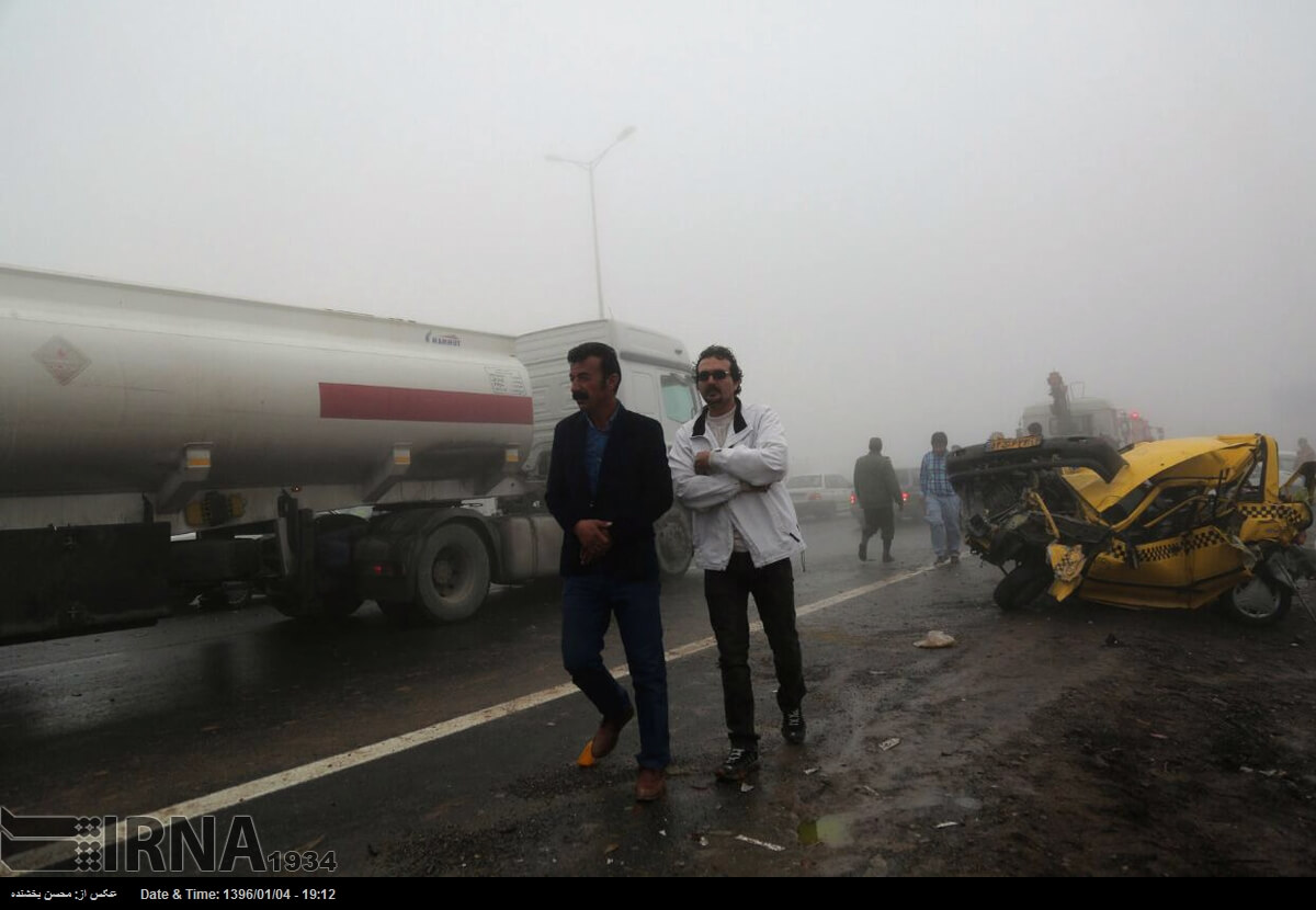 تصاویر تصادف زنجیره ای مشهد, عکس های تصادف در مسیر مشهد - باغچه, تصاویر آزادراه شهید شوشتری مشهد