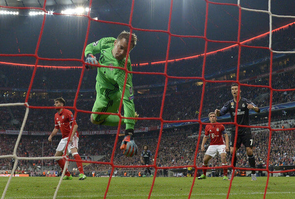 تصاویر دروازه مانوئل نویر تصاویر دروازه مانوئل نویر,تصویر مانوئل نویر,عکس های بازی بایرن