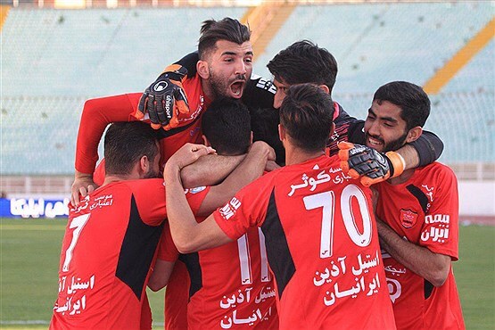 تصاویر قهرمانی لیگ برتر تصاویر قهرمانی لیگ برتر,تصویر قهرملنی پرسپولیس,عکس های بازی پرسپولیس و ماشین سازی