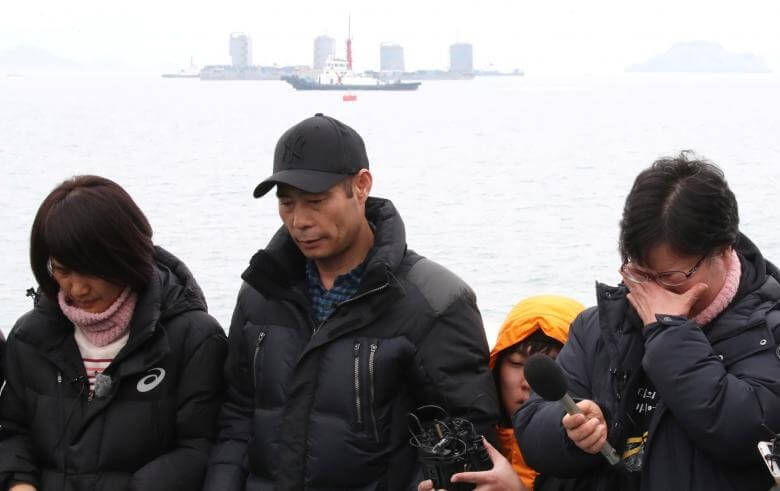 تصاویر کشتی سوول غرق شده,عکس های فاجعه غرق شدن کشتی سوول,عکس کشتی سوول بعد از غرق شدن در جزیره جیجو