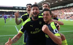 عکس های دیدار تیم های فوتبال استوک و آرسنال‎,تصاویر دیدار تیم های فوتبال استوک و آرسنال‎,عکس های هفته سی و هفتم رقابت های لیگ برتر انگلیس