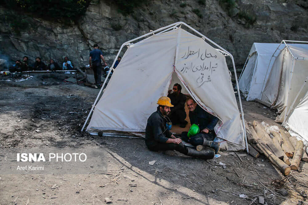 تصاویر امداد رسانی به معدنچیان آزادشهر,عکس های امداد رسانی به معدنچیان یورت,عکس معدن زغال‌سنگ آزادشهر گلستان