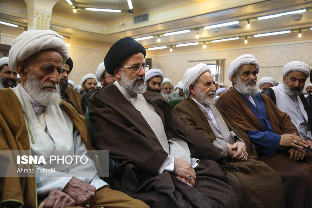 تصاویر سفرابراهیم رئیسی به قم تصاویر سفرابراهیم رئیسی به قم,عکس های حامیان ابراهیم رئیسی در قم,عکس دیدار رئیسی با علمای حوزه علمیه قم