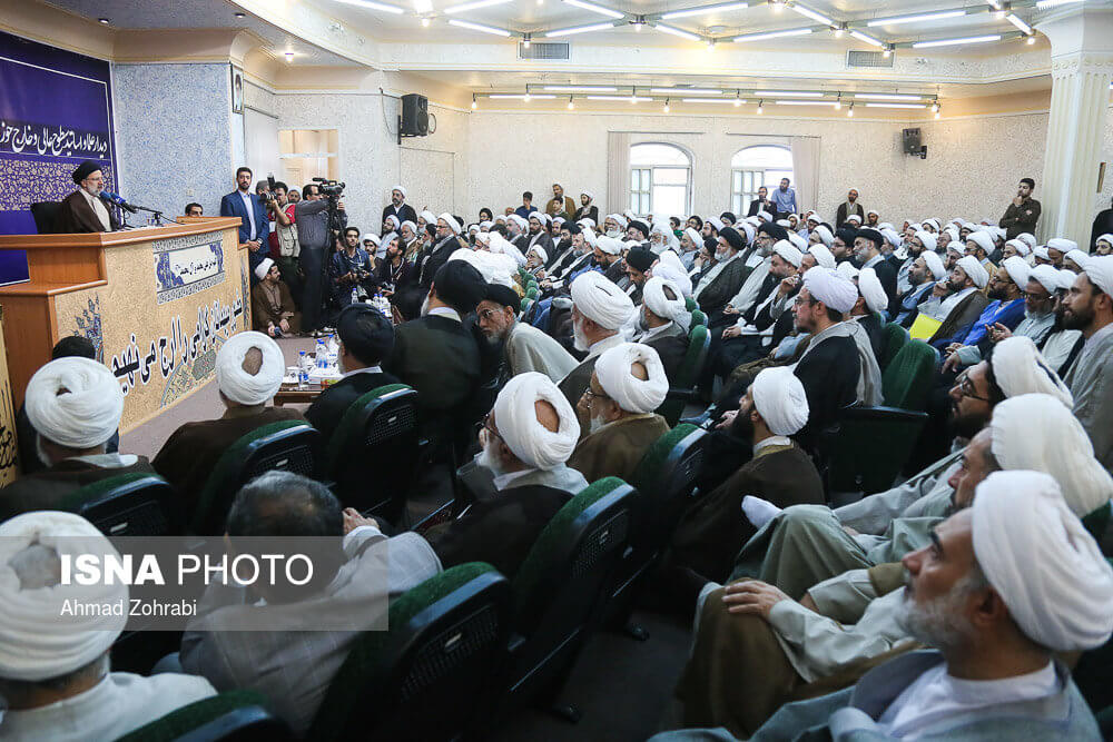 تصاویر سفرابراهیم رئیسی به قم تصاویر سفرابراهیم رئیسی به قم,عکس های حامیان ابراهیم رئیسی در قم,عکس دیدار رئیسی با علمای حوزه علمیه قم