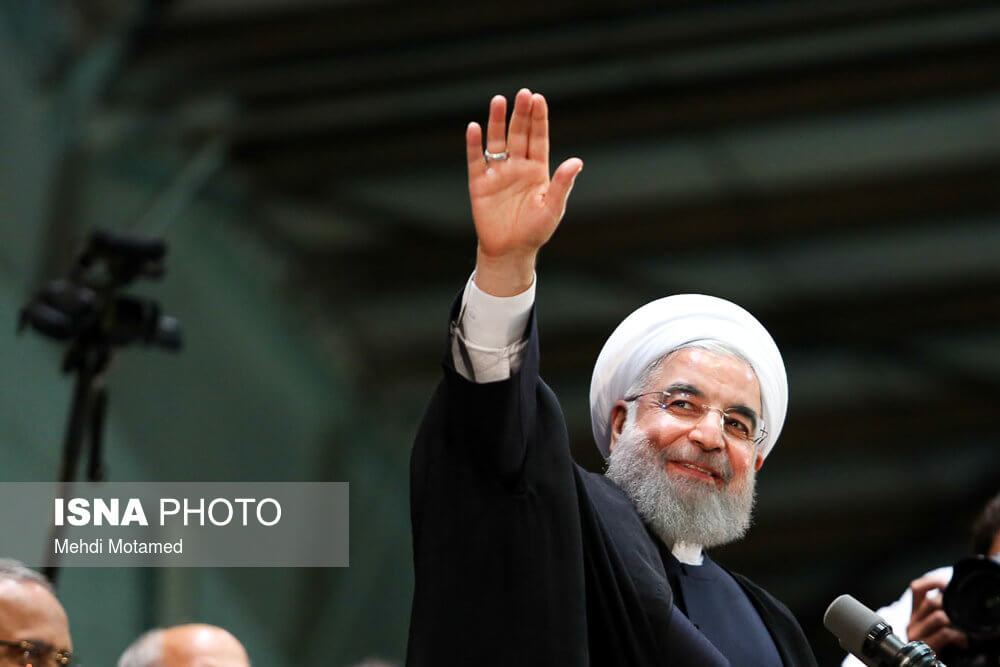 عکس های سفر حسن روحانی به قزوین,تصاویر سفر رئیس جمهور به قزوین,تصاویر اولین همایش انتخاباتی حسن روحانی در قزوین