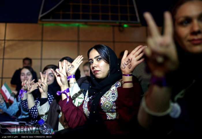 تصاویر گردهمایی حامیان حسن روحانی,عکس گردهمایی جوانان حامی روحانی,عکس های حامیان جوان روحانی