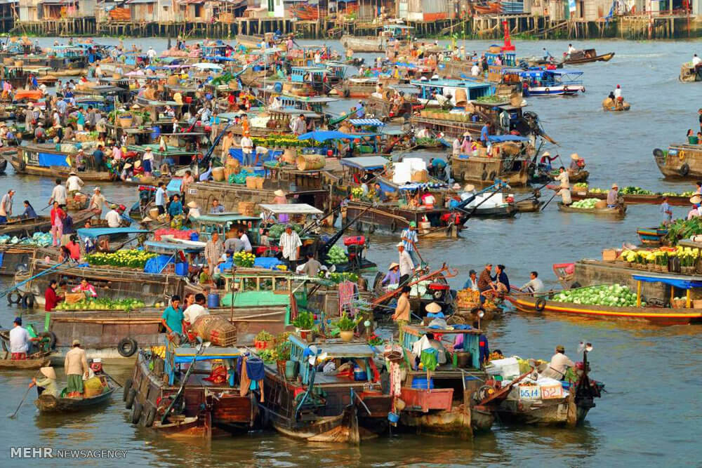 تصاویربازارچه شناورشرق آسیا,عکس های بازارچه شناورشرق آسیا,تصاویرجاذبه های شرق آسیا