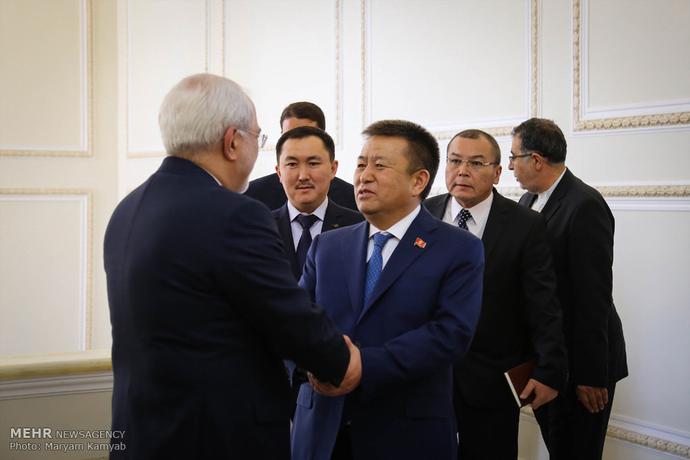 عکس های دیدار رئیس مجلس قرقیزستان با وزیر امور خارجه,تصاویر دیدار رئیس مجلس قرقیزستان با وزیر امور خارجه,دیدار رئیس مجلس قرقیزستان با وزیر امور خارجه