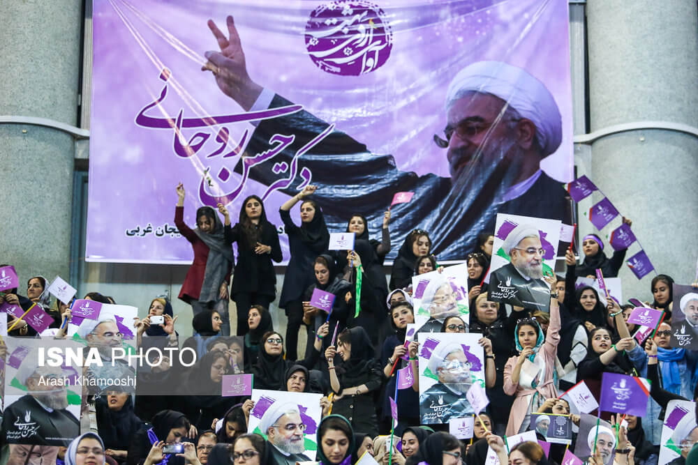 عکس های سفر انتخاباتی حسن روحانی به ارومیه عکس های سفر انتخاباتی حسن روحانی به ارومیه,تصاویر سفر انتخاباتی حسن روحانی به ارومیه,عکس های سخنرانی انتخاباتی روحانی در ورزشگاه الغدیر ارومیه