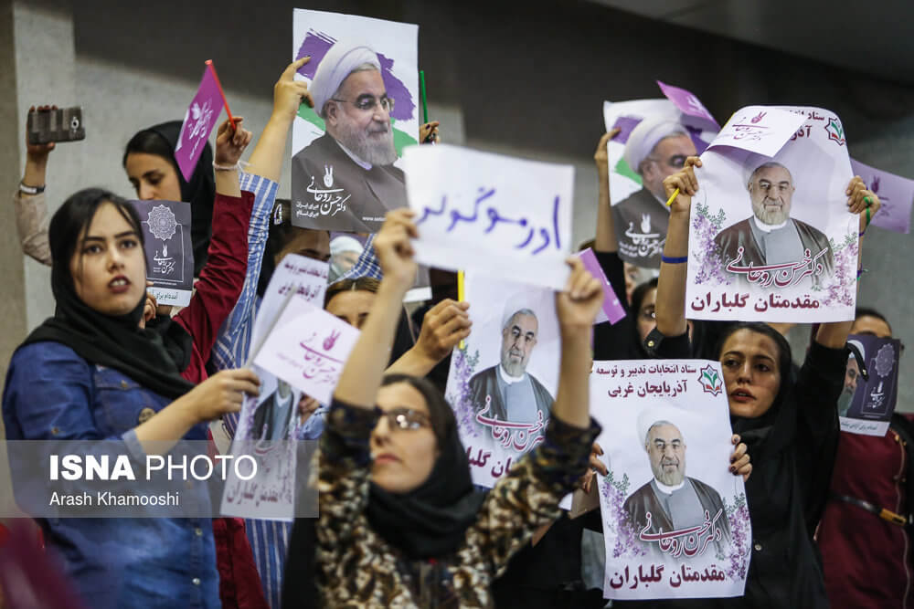 عکس های سفر انتخاباتی حسن روحانی به ارومیه عکس های سفر انتخاباتی حسن روحانی به ارومیه,تصاویر سفر انتخاباتی حسن روحانی به ارومیه,عکس های سخنرانی انتخاباتی روحانی در ورزشگاه الغدیر ارومیه