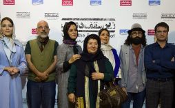 تصاویراکران افتتاحیه فیلم زیر سقف دودی,عکس های اکران افتتاحیه فیلم زیر سقف دودی,تصاویر افتتاحیه فیلم زیر سقف دودی با حضوربازیگران