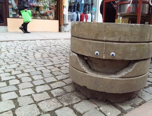 اخبار جالب,خبرهای جالب,خواندنی ها و دیدنی ها,اشیای شکسته خیابان