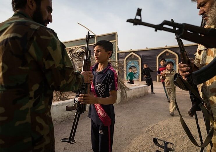 عکس کودکان در جنگ, تصاویر کودکان در جنگ, عکس کودکان سلاح به دست در جنگ