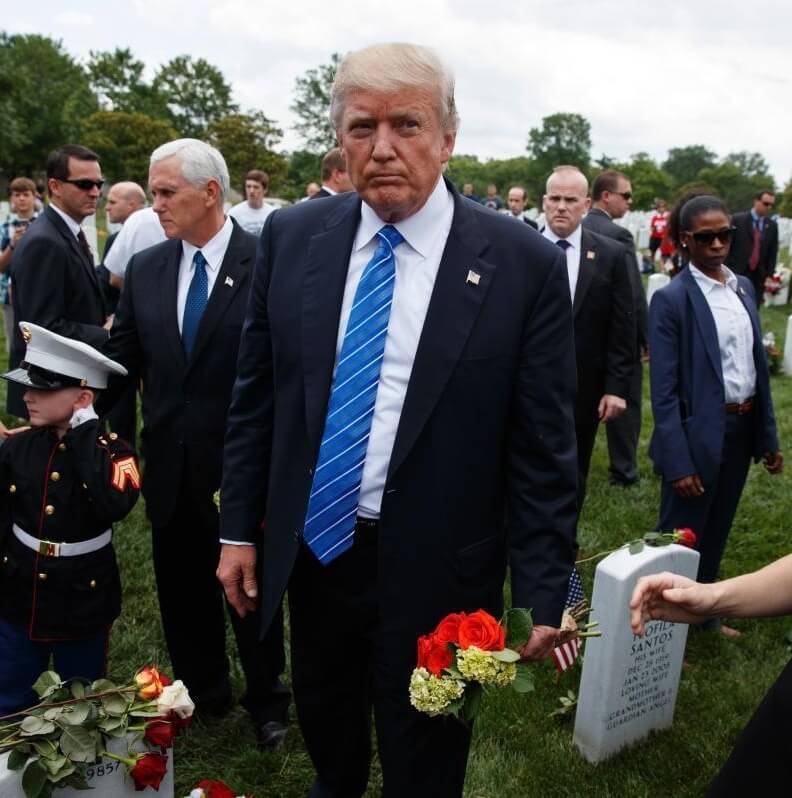 عکس های حضور ترامپ در مراسم روز یادبود,تصاویر حضور ترامپ در مراسم روز یادبود در مقام رئیس‌جمهور,حضور ترامپ در مراسم روز یادبود