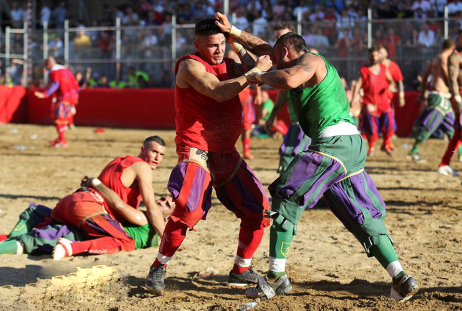 تصاویر خشن ترین فوتبال جهان تصاویر خشن ترین فوتبال جهان,عکسهای خشن ترین فوتبال جهان,عکس خشن ترین فوتبال جهان