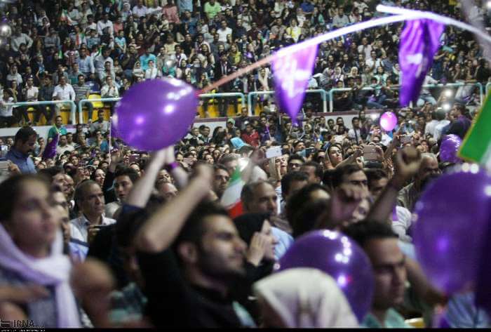 تصاویر جشن پیروزی حسن روحانی در انتخابات 96 در یزد,عکس های جشن پیروزی حسن روحانی در انتخابات 96 در یزد,عکس های جشن پیروزی انتخاباتی روحانی در یزد
