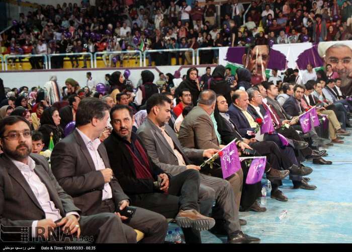 تصاویر جشن پیروزی حسن روحانی در انتخابات 96 در یزد,عکس های جشن پیروزی حسن روحانی در انتخابات 96 در یزد,عکس های جشن پیروزی انتخاباتی روحانی در یزد