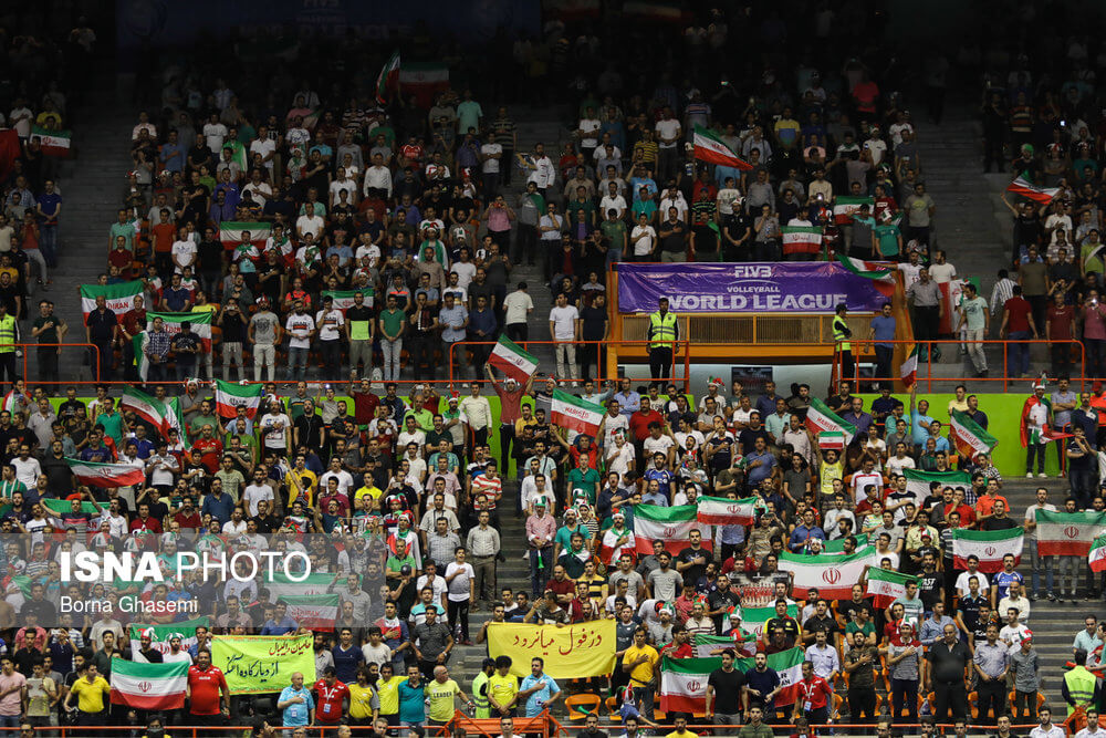 عکس های دیدار تیم های والیبال ایران و بلژیک,تصاویر دیدار تیم های والیبال ایران و بلژیک در ورزشگاه آزادی, دیدار تیم های والیبال ایران و بلژیک