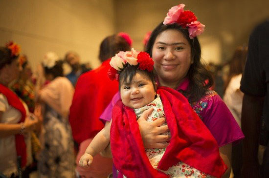 گردهمایی طرفداران فریدا کالو،خواندنی ها و دیدنی ها،خبرهای جالب،اخبار جالب اخبار جالب,خبرهای جالب,خواندنی ها و دیدنی ها,گردهمایی طرفداران فریدا کالو