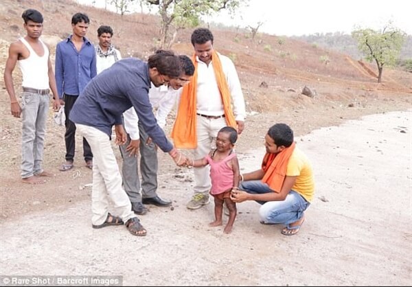 مرد 50 ساله ی 73 سانتی،خواندنی ها و دیدنی ها،خبرهای جالب،اخبار جالب اخبار جالب,خبرهای جالب,خواندنی ها و دیدنی ها,مرد 50 ساله ی 73 سانتی