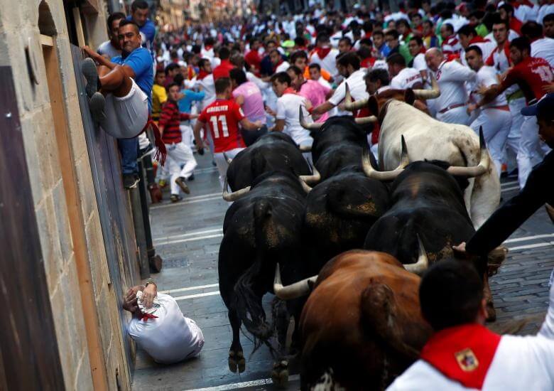 عکس های جشنواره گاوبازی در اسپانیا,تصاویر جشنواره گاوبازی سان فرمین,عکس جشنواره سان فرمین در پامپلونا