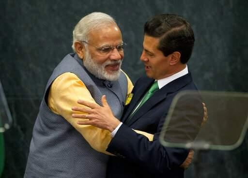 عکس های احوال‌پرسی پرحاشیه نخست وزیر هند با رهبران جهان,تصاویر احوال‌پرسی پرحاشیه نخست وزیر هند با رهبران جهان,احوال‌پرسی پرحاشیه نخست وزیر هند با رهبران جهان