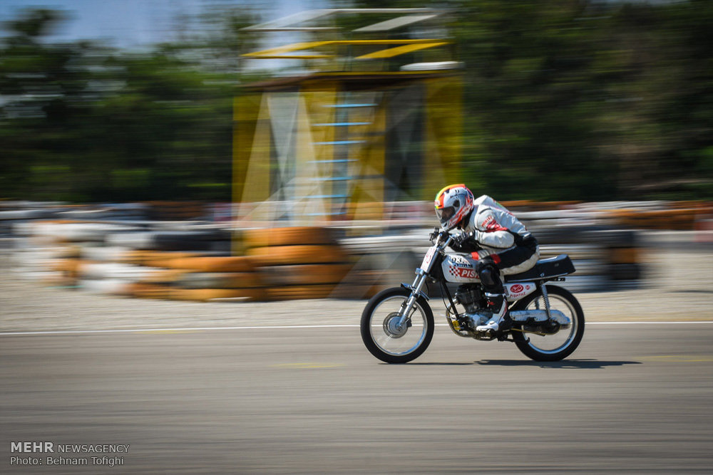تصاویر مسابقات موتور سواری,عکسهای مسابقات موتورسواری,عکس مسابقات موتورسواری