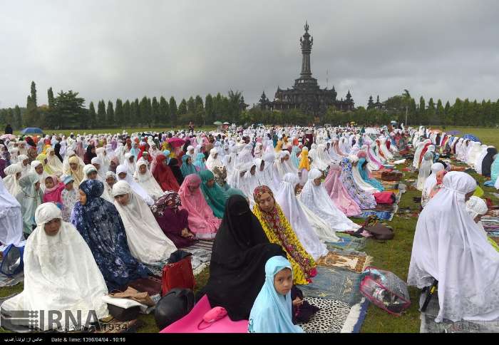 تصاویر نماز عید فطر در برخی کشورها,عکسهای نماز عید فطر در برخی کشورها,عکس نماز عید فطر در برخی کشورها