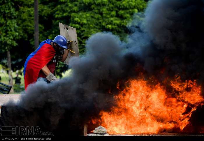 تصاویرناآرامی های ونزوئلا,تصاویردرگیری پلیس با مردم درونزوئلا,عکس های اعتراض مردم ونزوئلا