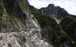 عکس استخراج هنری‌ترین سنگ جهان,تصاویر استخراج هنری‌ترین سنگ جهان,تصویر استخراج مرغوبترین معدن سنگ مرمر