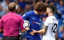 عکس های دیدار تیم های چلسی و برنلی,تصاویر دیدار تیم های چلسی و برنلی,عکس های دیدارهای لیگ فوتبال انگلستان