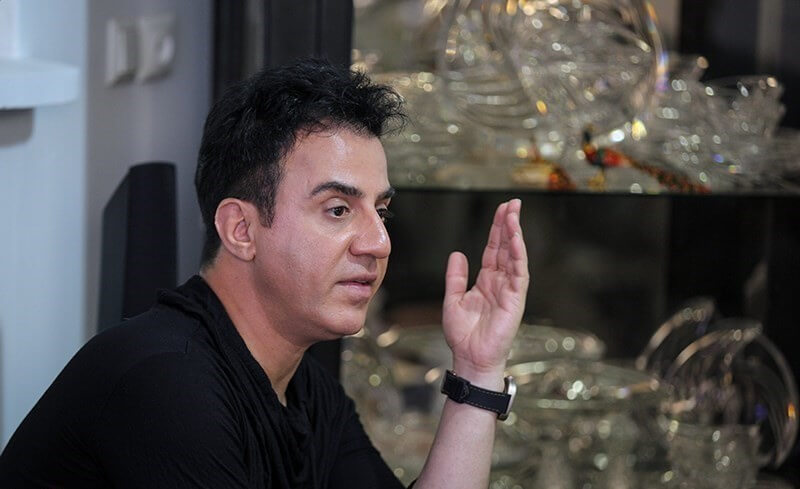 تصاویر دیدار عموپورنگ با خانواده بنیتای ۸ ماهه تصاویر دیدار عموپورنگ با خانواده بنیتای ۸ ماهه,تصاویر دیدار داریوش فرضیایی با خانواده بنیتا,تصاویر دیدار عموپورنگ با خانواده بنیتا