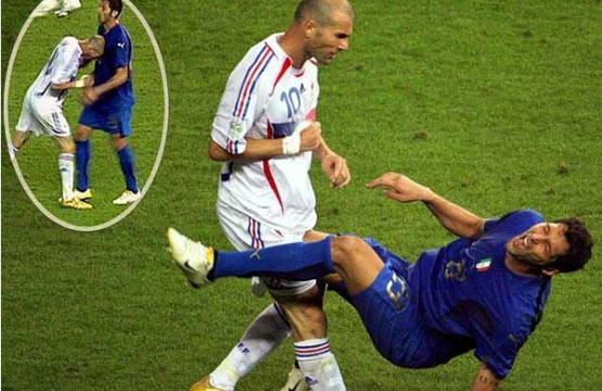 ضربه سر زین الدین زیدان به سینه ماتراتزی,اخبار فوتبال,خبرهای فوتبال,اخبار فوتبال جهان