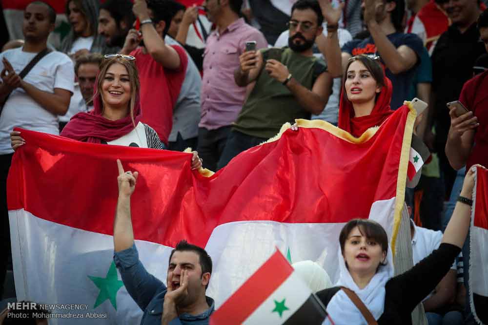 تصاویر تماشاگران زن سوری در ورزشگاه آزادی,عکس های زنان سوری در ورزشگاه آزادی,تصویر تماشاگران زن سوری در ورزشگاه آزادی