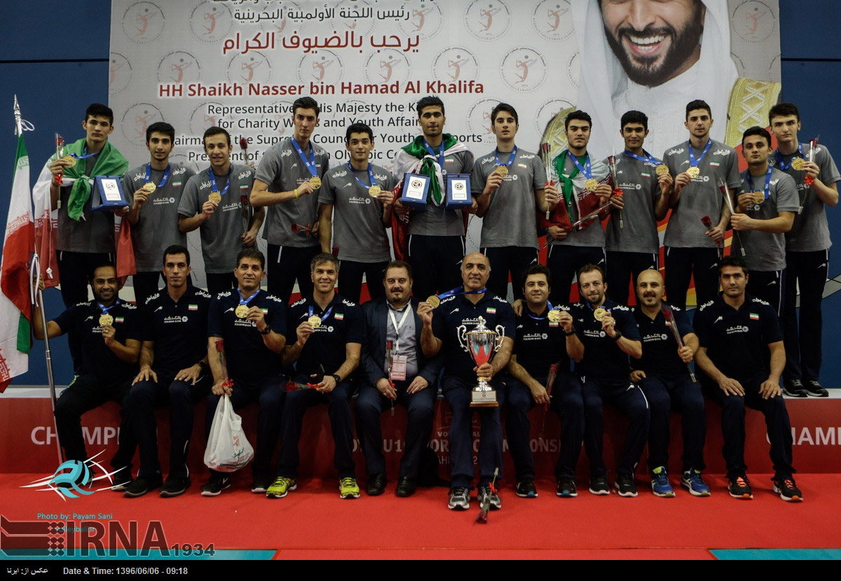 تصاویر قهرمانی تیم والیبال نوجوانان ایران در جهان,عکس های قهرمانی تیم والیبال نوجوانان ایران در جهان,عکس مراسم قهرمانی تیم والیبال نوجوانان ایران در جهان