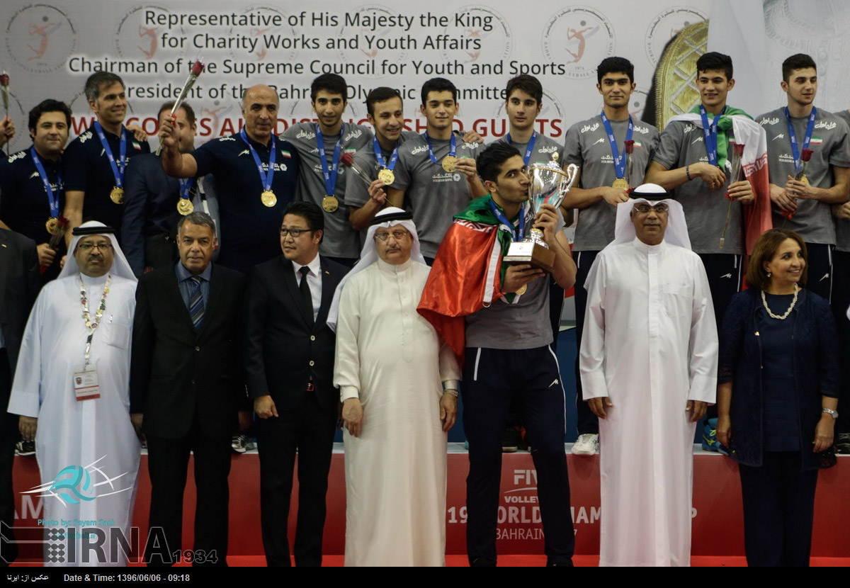 تصاویر قهرمانی تیم والیبال نوجوانان ایران در جهان,عکس های قهرمانی تیم والیبال نوجوانان ایران در جهان,عکس مراسم قهرمانی تیم والیبال نوجوانان ایران در جهان
