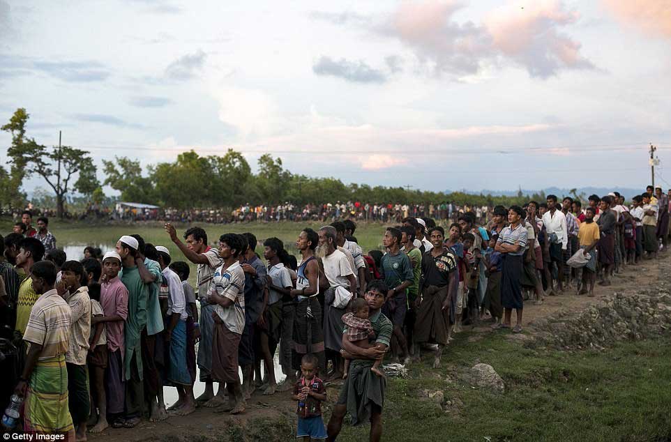 تصاویر وضعیت مسلمانان میانماری در مرز بنگلادش,عکس های وضعیت مسلمانان میانماری در مرز بنگلادش,تصویر وضعیت مسلمانان میانماری در مرز بنگلادش