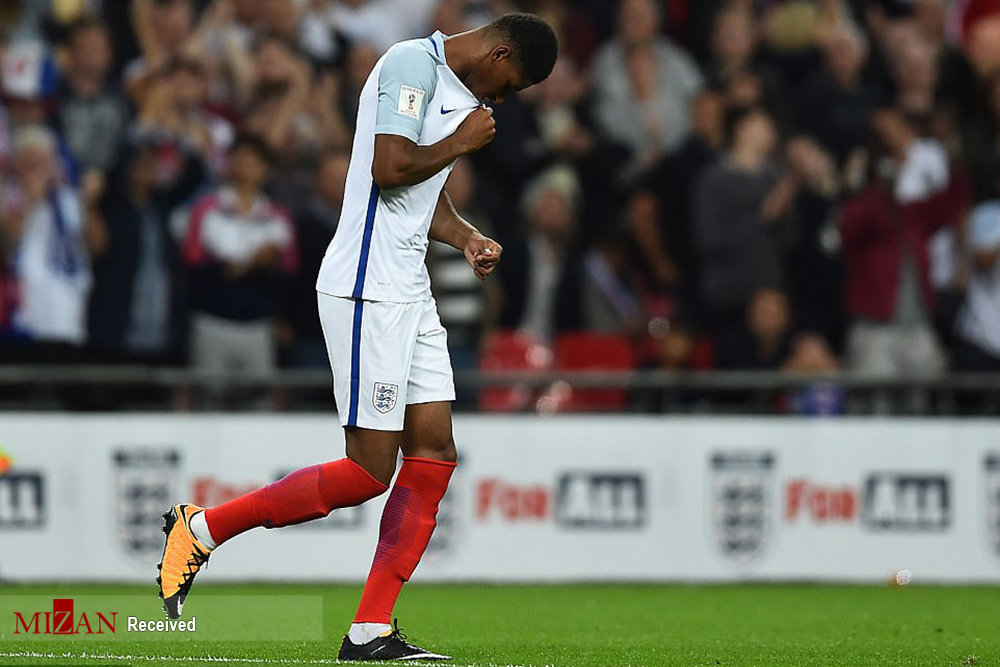 عکس دیدار تیم های فوتبال انگلیس و اسلواکی,تصاویر دیدار تیم های فوتبال انگلیس و اسلواکی,عکس دیداری حساس در ورزشگاه ومبلی