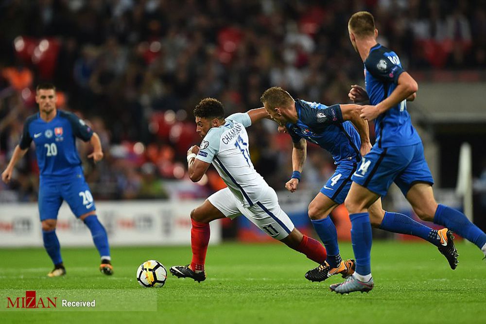 عکس دیدار تیم های فوتبال انگلیس و اسلواکی,تصاویر دیدار تیم های فوتبال انگلیس و اسلواکی,عکس دیداری حساس در ورزشگاه ومبلی