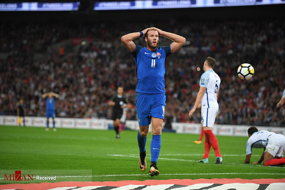 عکس دیدار تیم های فوتبال انگلیس و اسلواکی,تصاویر دیدار تیم های فوتبال انگلیس و اسلواکی,عکس دیداری حساس در ورزشگاه ومبلی