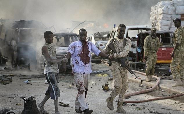 عکس مرگبارترین حمله تروریستی سومالی,تصاویر مرگبارترین حمله تروریستی سومالی,عکس قربانیان انفجار تروریستی سومالی