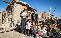 تصاویر درخواست کمک زلزله زدگان کرمانشاه,عکس های زلزله زدگان سرپل ذهاب,عکسهای روستاهای زلزله زده غرب ایران