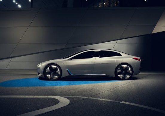 مرسدس بنز و بی ام و,اخبار خودرو,خبرهای خودرو,مقایسه خودرو