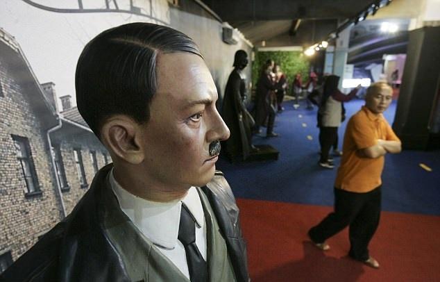 مجسمه مومیایی هیتلر,اخبار جالب,خبرهای جالب,خواندنی ها و دیدنی ها