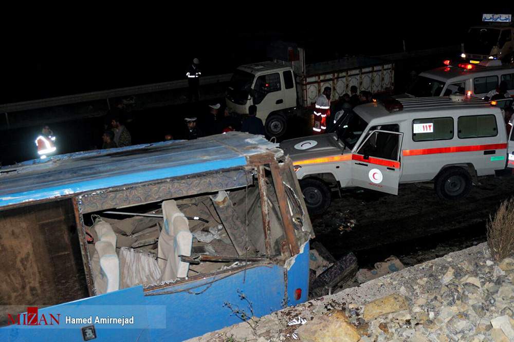 عکس های واژگونی اتوبوس تهران به گنبد,تصاویر واژگونی اتوبوس تهران به گنبد,عکس های واژگونی اتوبوس در جاده سوادکوه