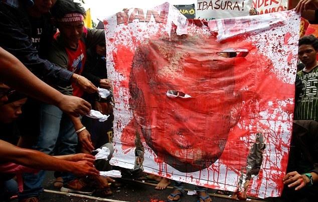 عکس تظاهرات مردم فیلیپین ضد ترامپ,تصاویر تظاهرات مردم فیلیپین ضد ترامپ,عکس تظاهرات ضد ترامپ در خیابان‌های فیلیپین