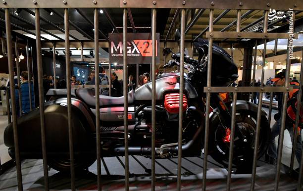 تصاویر نمایشگاه موتور سیکلت در میلان،عکس های موتور سیکلت های جدید,تصاویر موتور یاماها در نمایشگاه موتور میلان